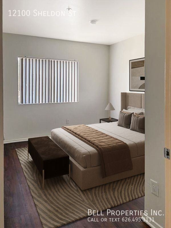 12100 Sheldon St - Photo 7 of 18