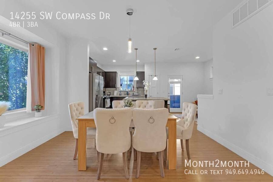 14255 Sw Compass Dr - Photo 7 of 40