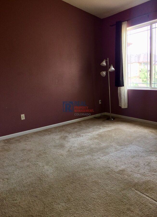 8456 S Hoyt Way #306 - Photo 7 of 13