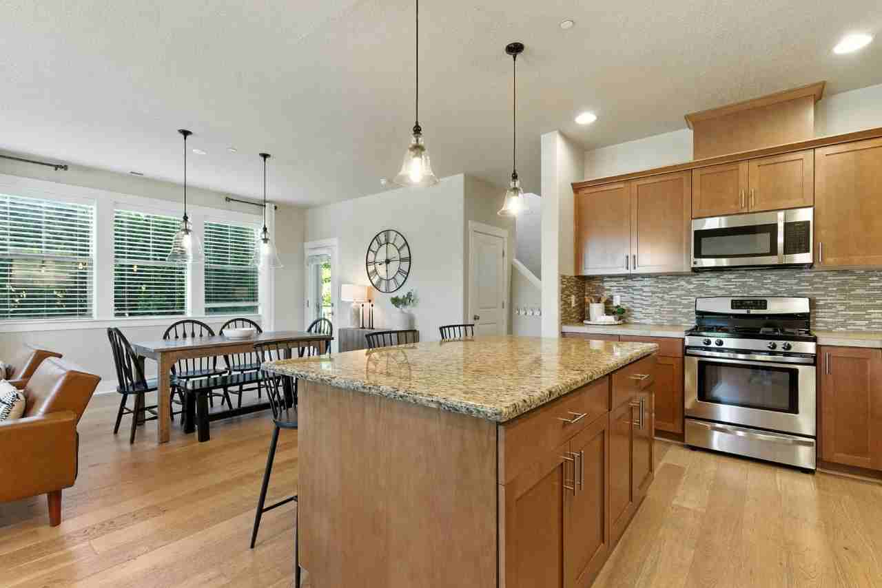 12021 Sw Barber St #NA - Photo 3 of 18