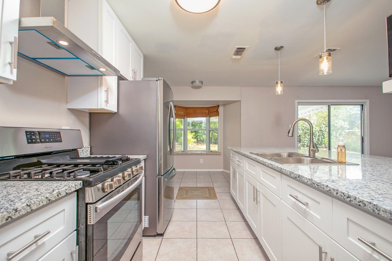 5019 Northfield Dr #NA - Photo 3 of 16