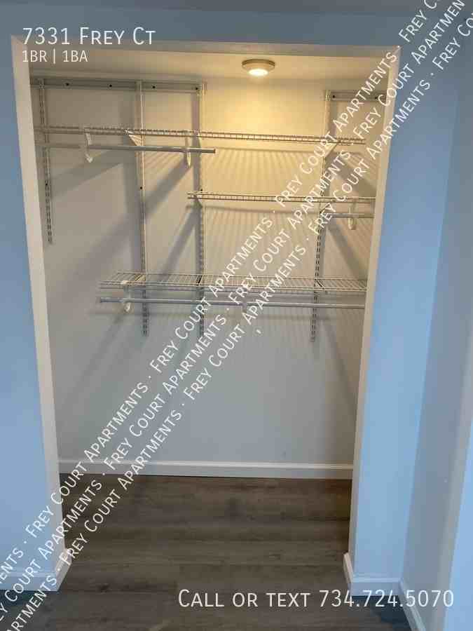 7331 Frey Ct - Photo 3 of 8