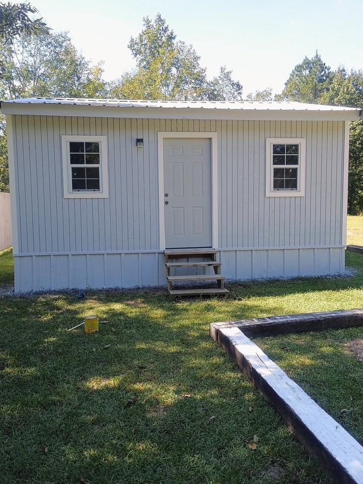 690 Hempstead 40 W #1 - Photo 2 of 7