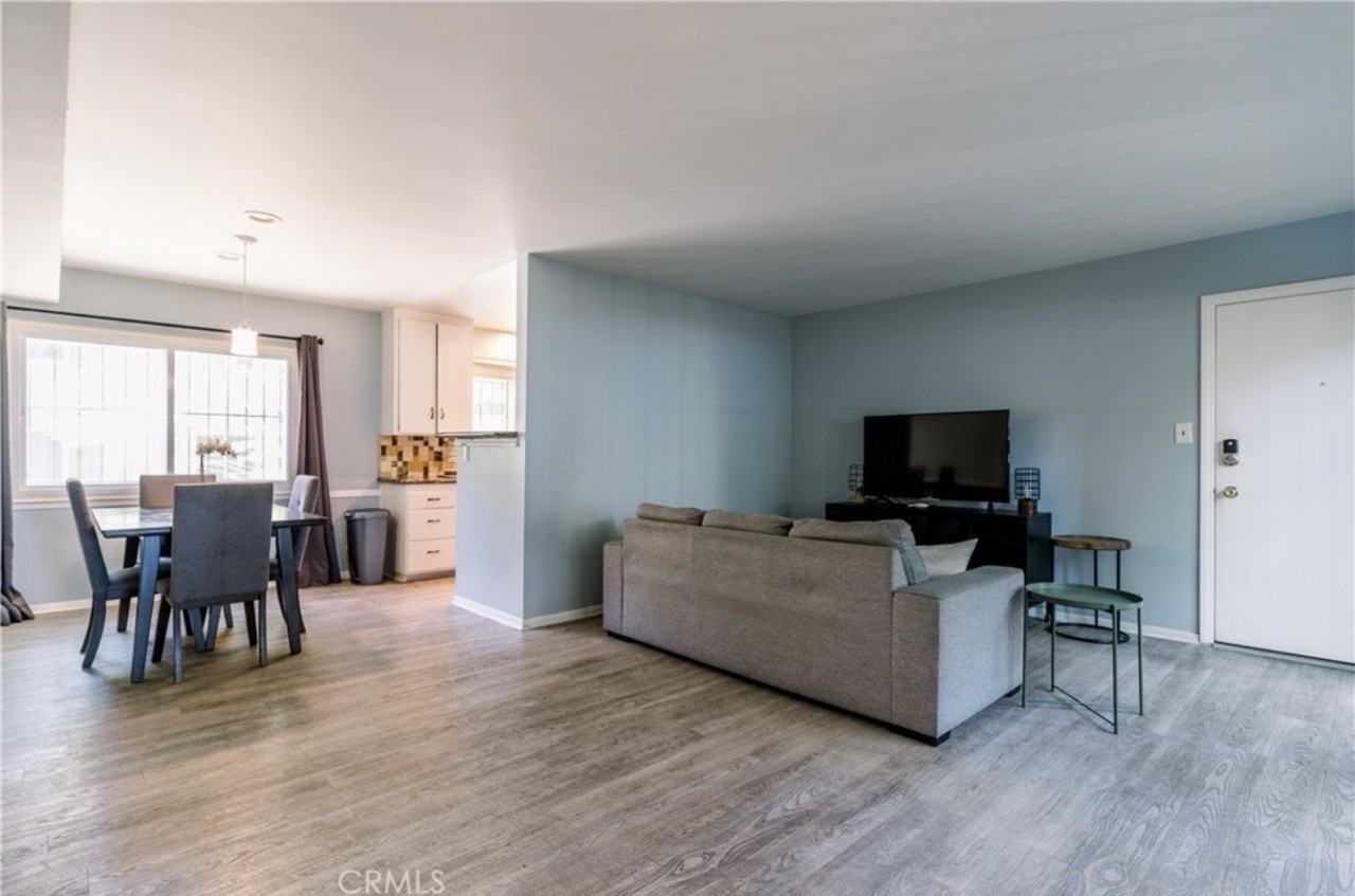 9725 Crenshaw Blvd #1 - Photo 6 of 17