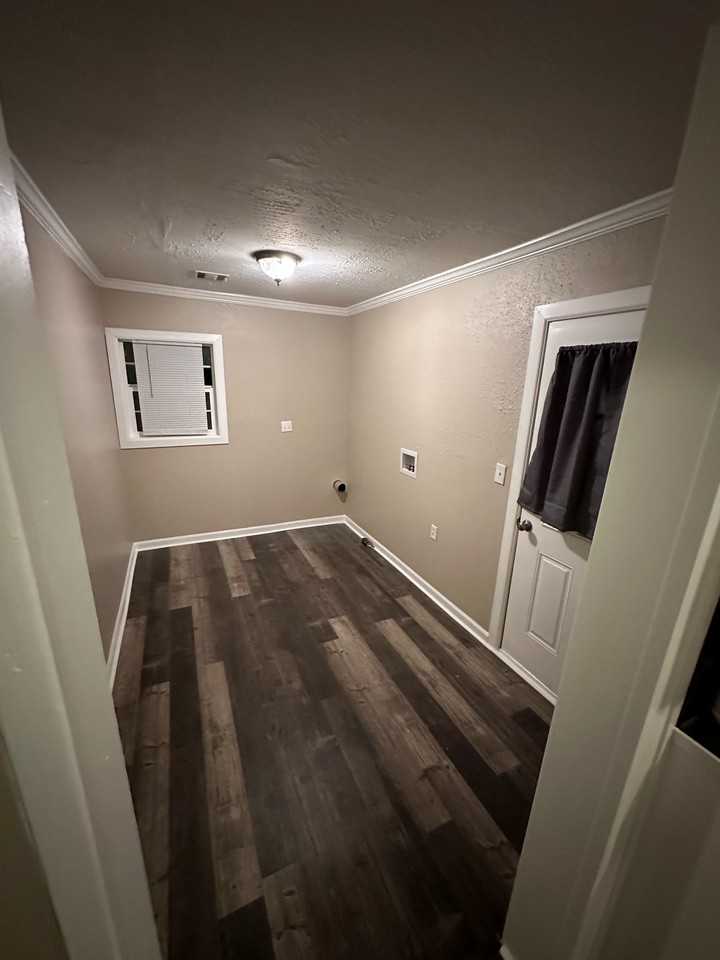 1214 N Kennedy St #NA - Photo 2 of 23