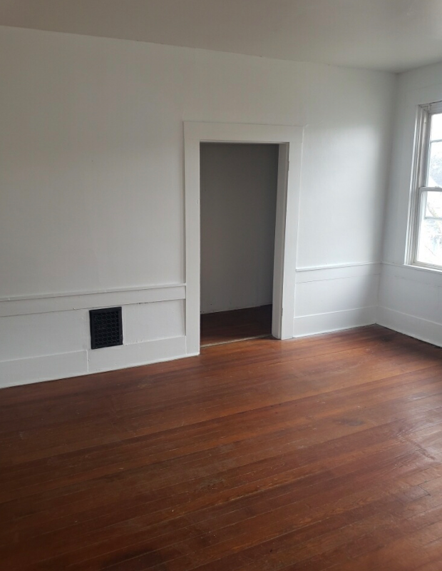 1117 Indiana Ave - Photo 3 of 3