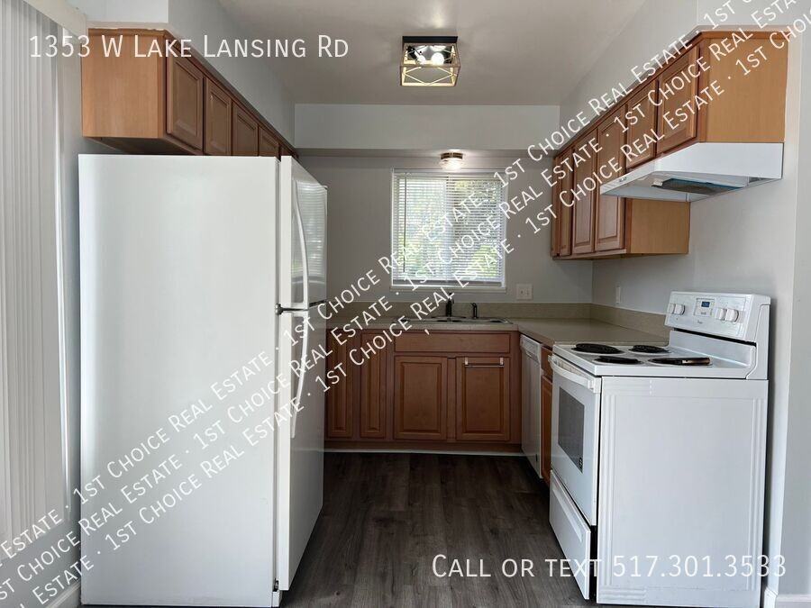 1353 W Lake Lansing Rd - Photo 5 of 18