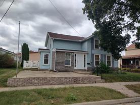 211 N Jackson Ave - Photo 1 of 1