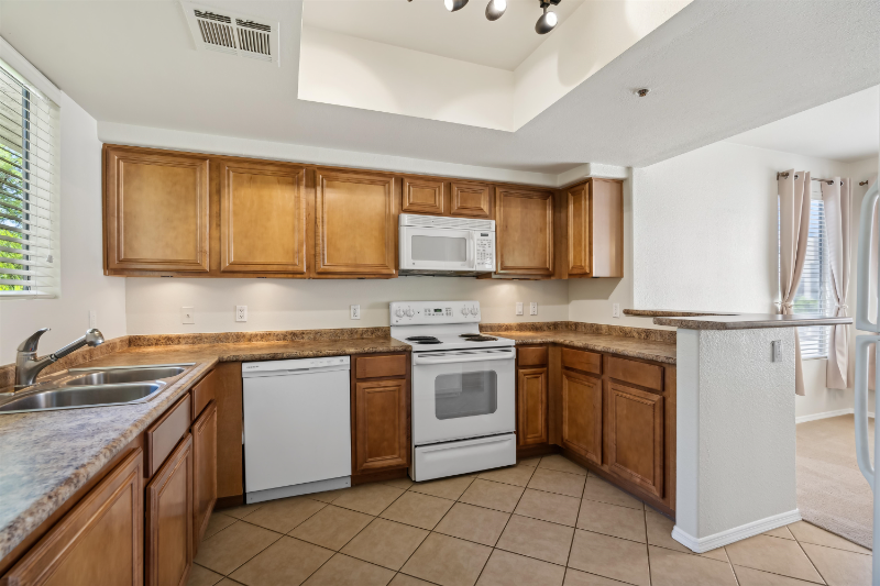 4925 E Desert Cove Ave #217