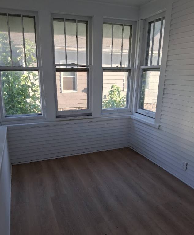 418 S Hancock Ave - Photo 6 of 18