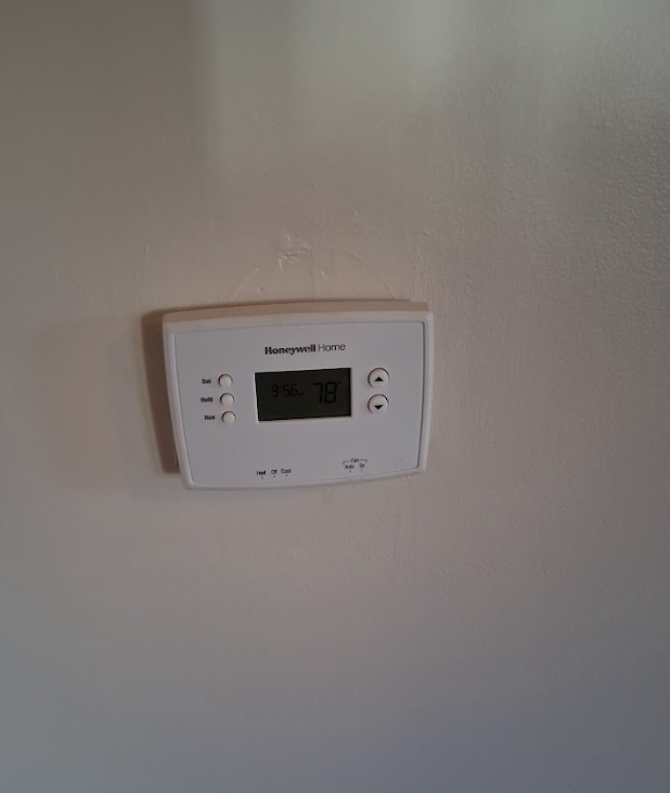 418 S Hancock Ave - Photo 7 of 18