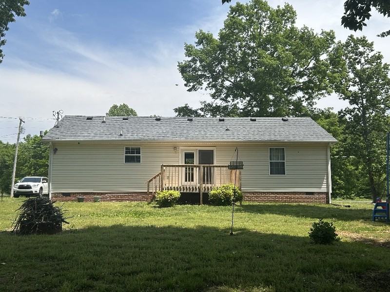 3041 Bowker Rd - Photo 3 of 17