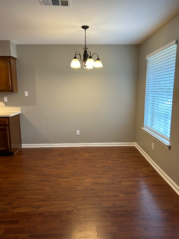 6608 Sungate Drive South - Photo 3 of 13