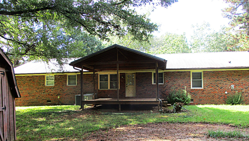 2 Castlewood Dr Sw - Photo 2 of 20