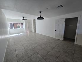 833 S Avenue A - Photo 1 of 1