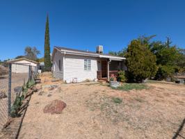 featured image of 2431 Las Plumas Ave