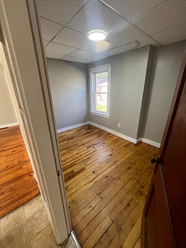 18 Park Ave #C - Photo 3 of 10