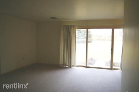 785 Radio Rd #3 - Photo 3 of 10