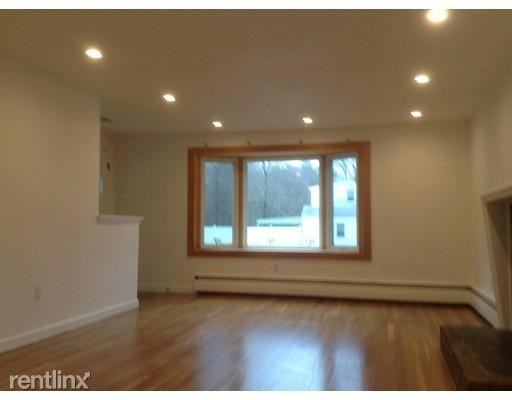 3 Geissler Ln - Photo 3 of 8