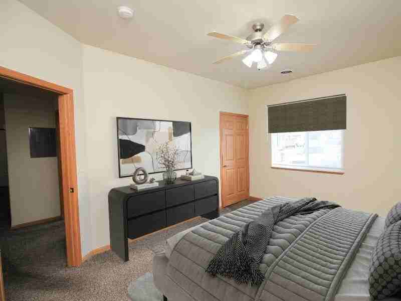 Mountain View Village - Photo 3 of 24