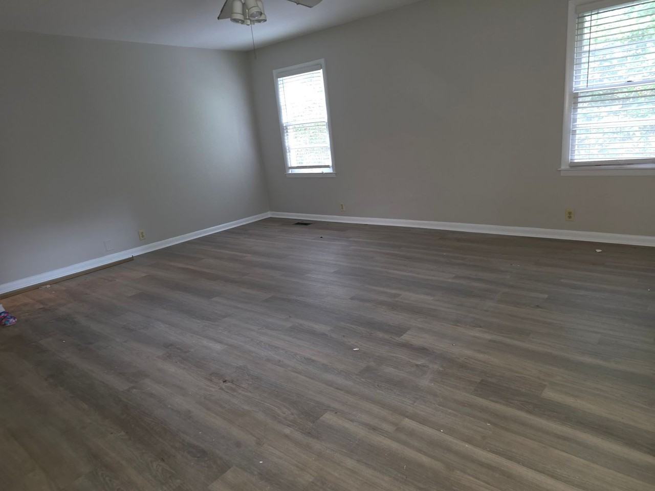 2415 Raeford Road - Photo 7 of 21