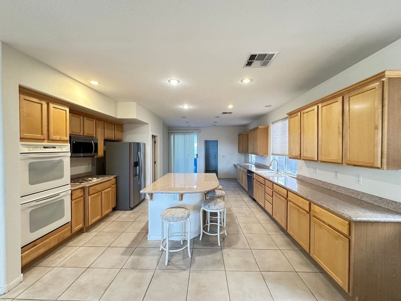 3224 Bishop Pine Street - Photo 7 of 26