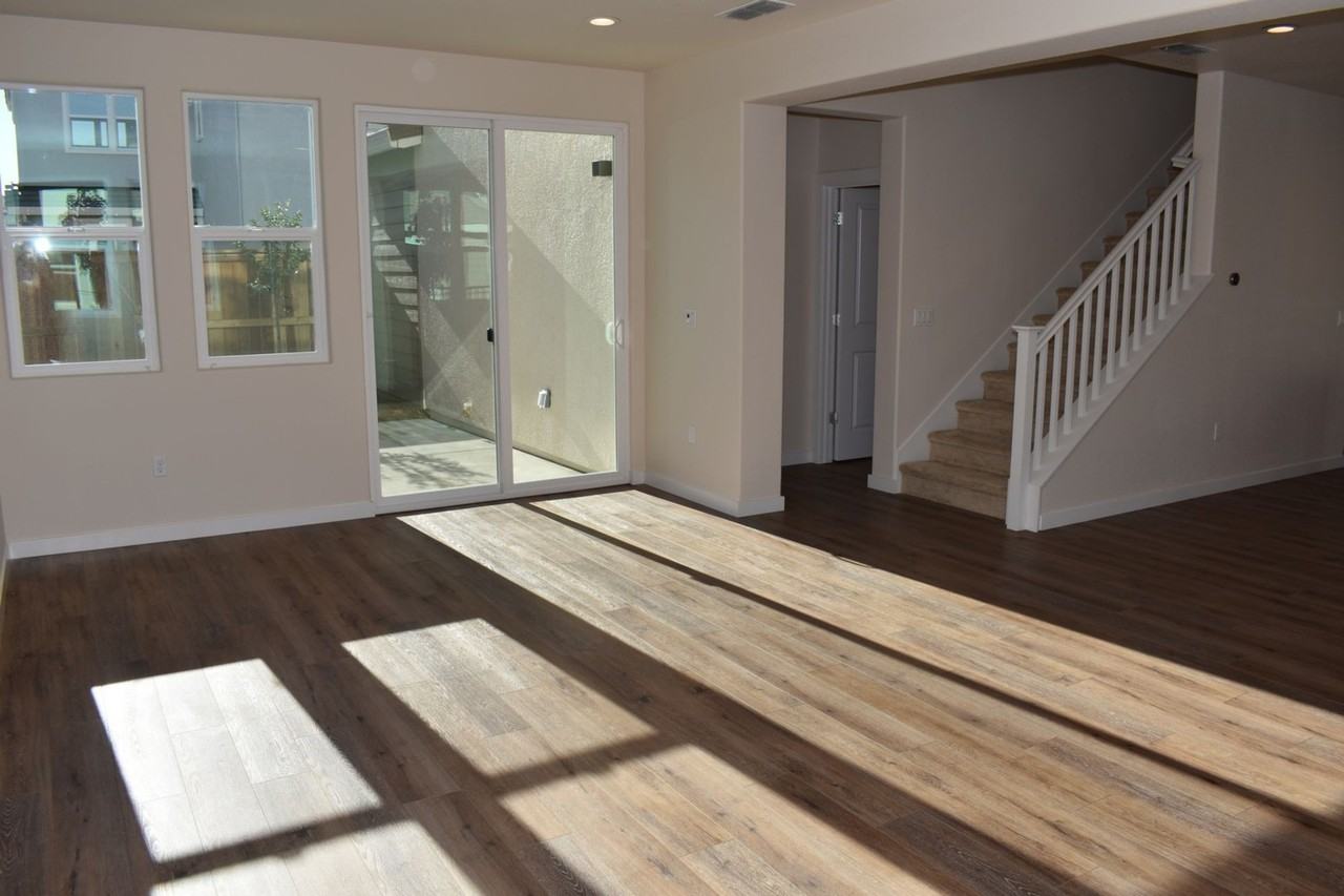 5003 Jewel St - Photo 2 of 26