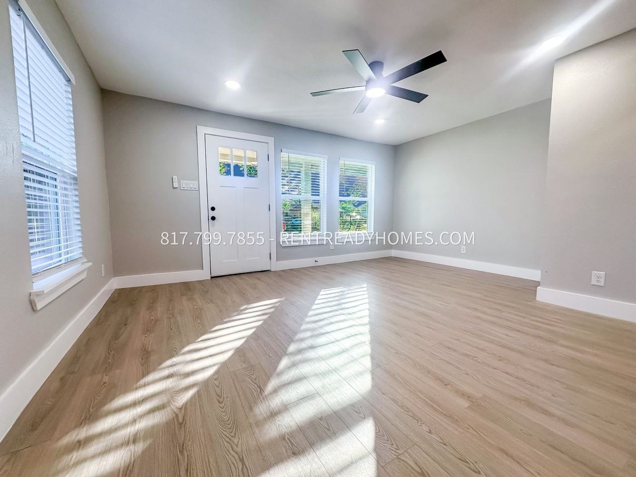 2248 Marlo St - Photo 3 of 13