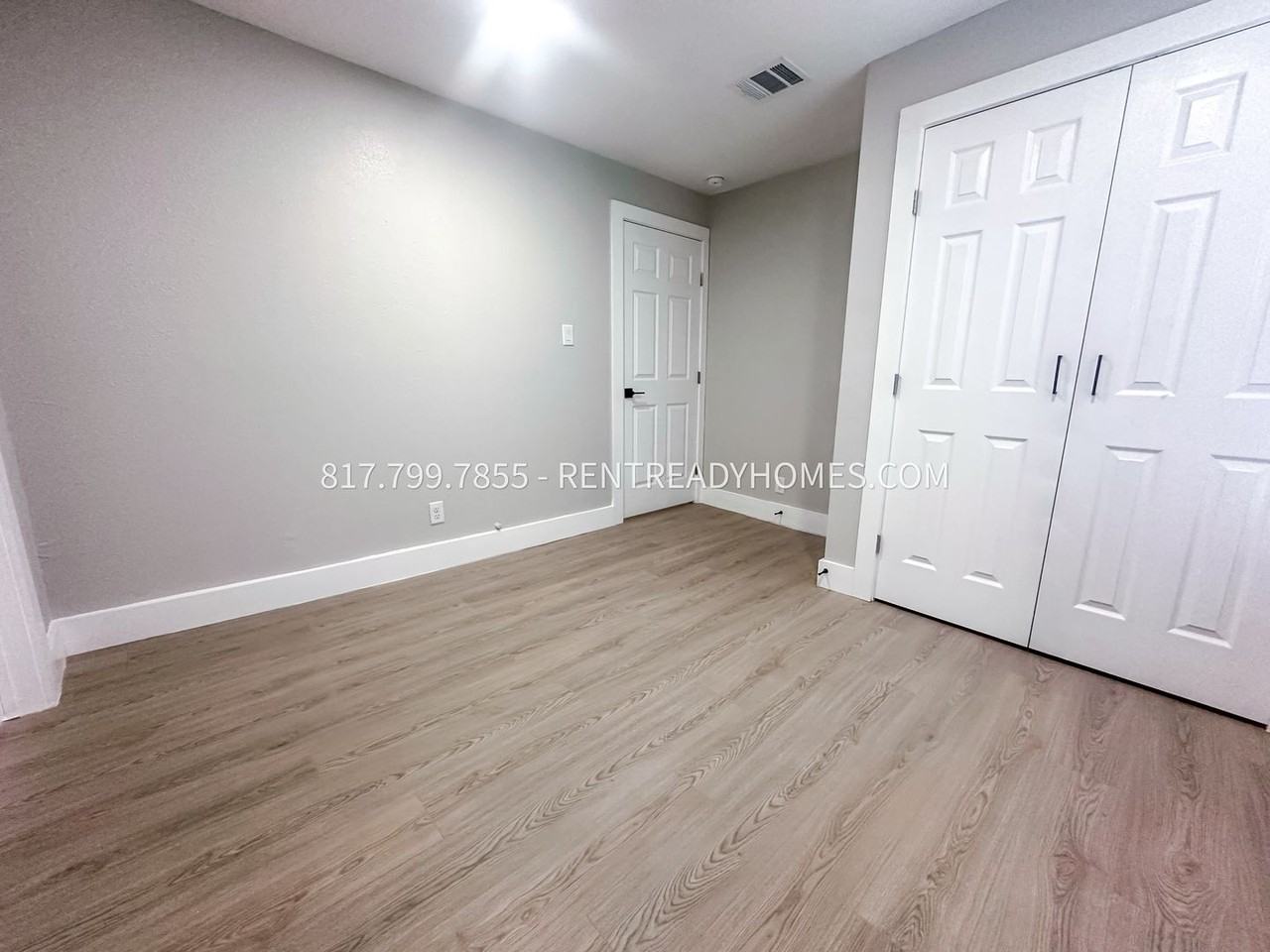 2248 Marlo St - Photo 6 of 12