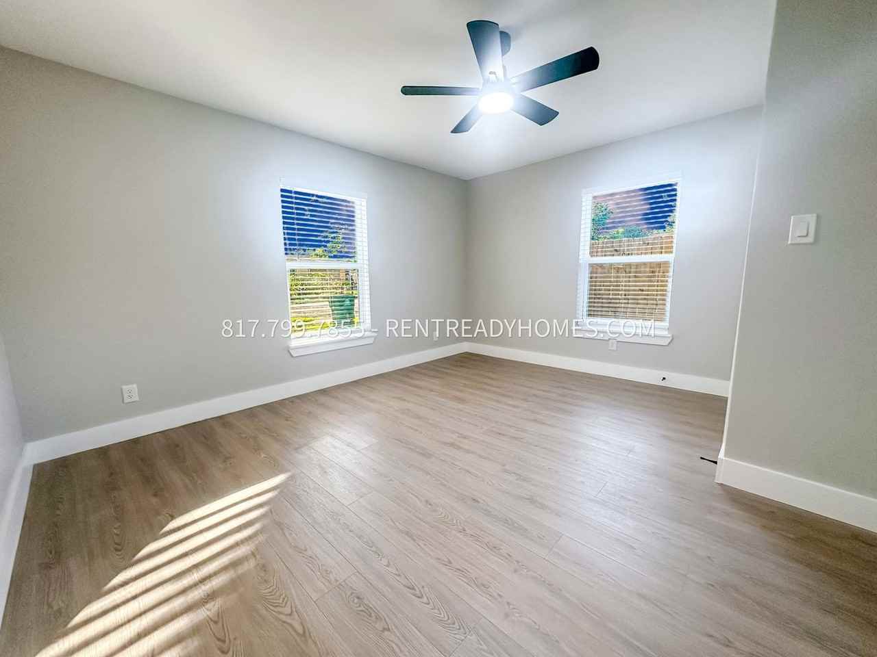 2248 Marlo St - Photo 7 of 12
