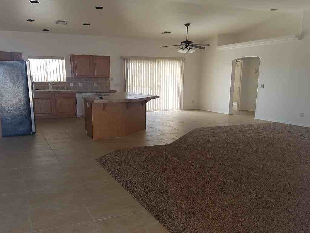 2142 Pima Dr N - Photo 6 of 19