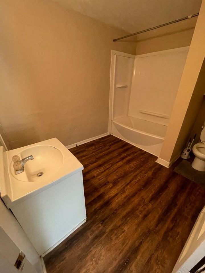 2813 Louisiana Avenue - Photo 5 of 7