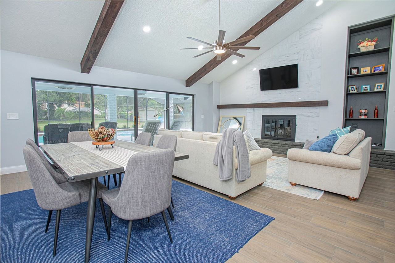 3160 Whisper Wind Dr - Photo 5 of 37