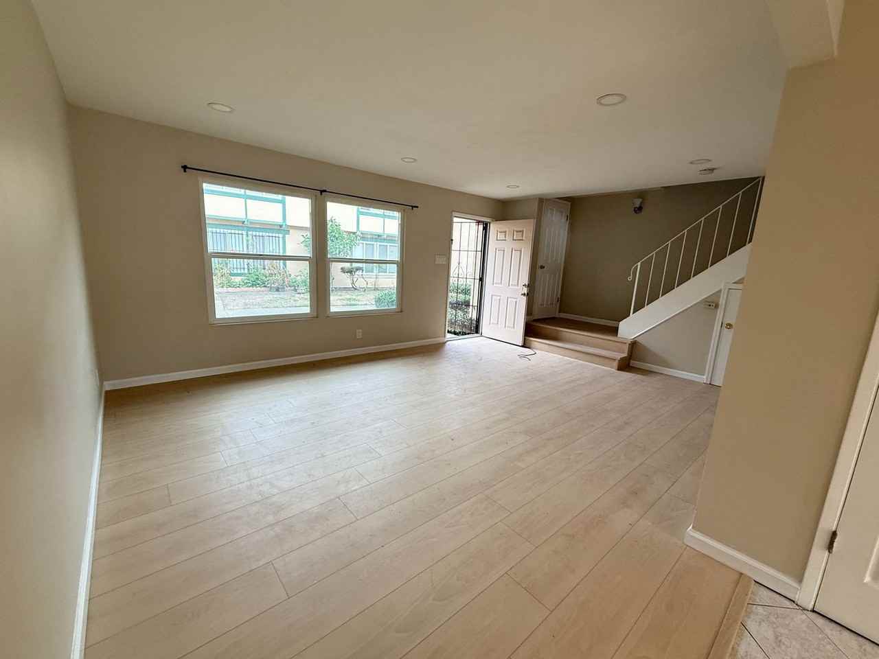 27755 Del Norte Ct - Photo 3 of 22