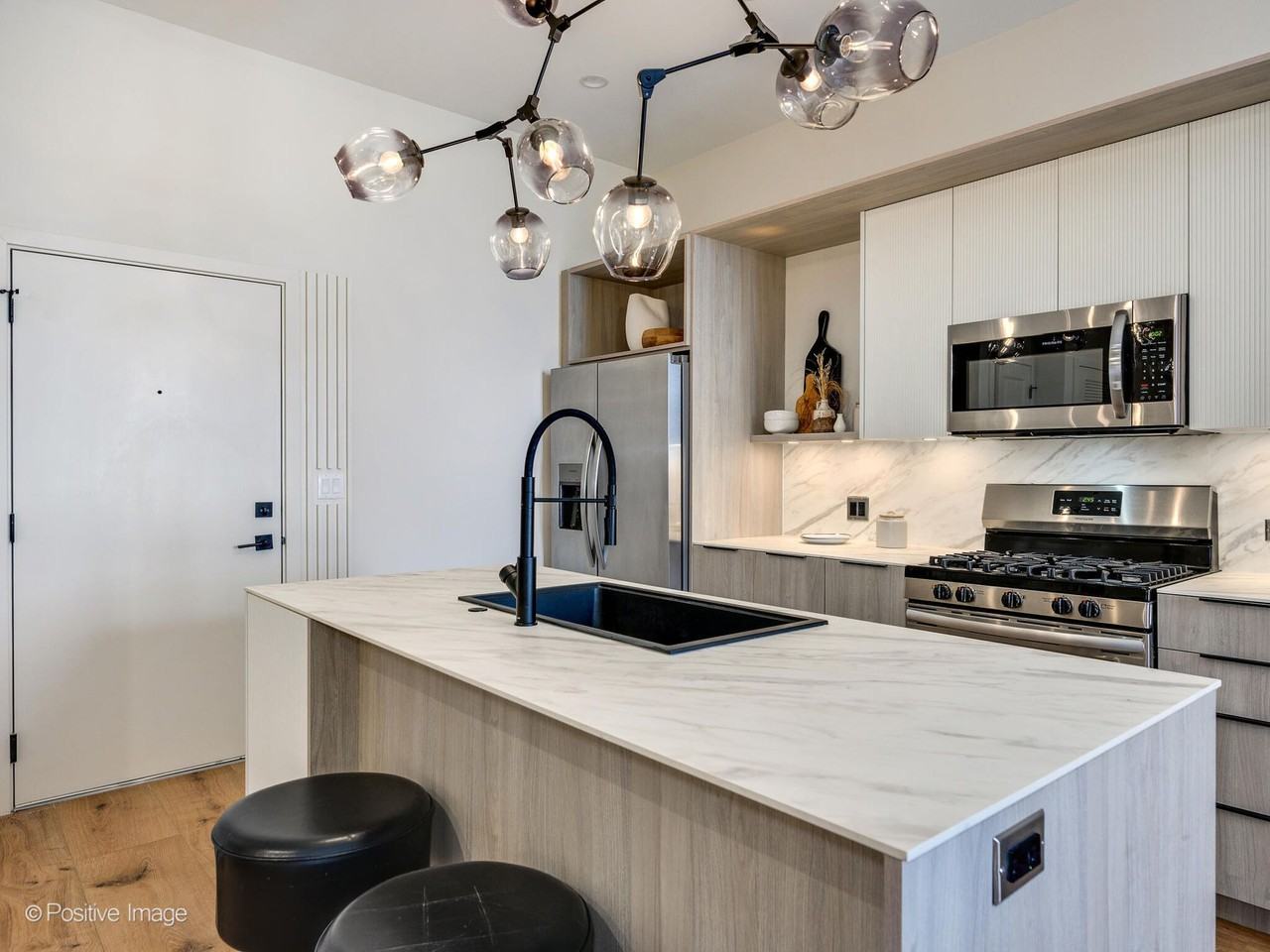 Prospect Place Luxury Apartments - Photo 4 of 38