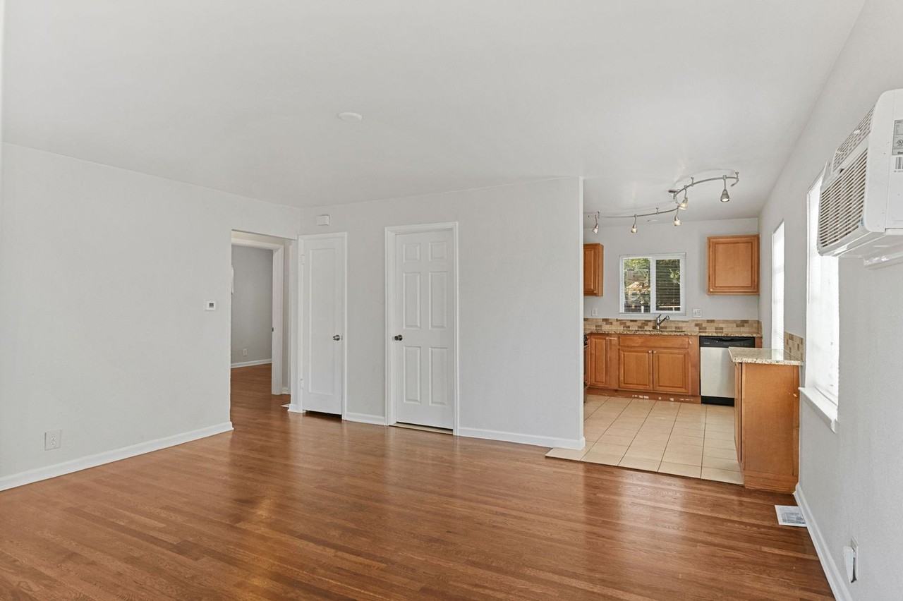 1390 Alton St - Photo 6 of 26