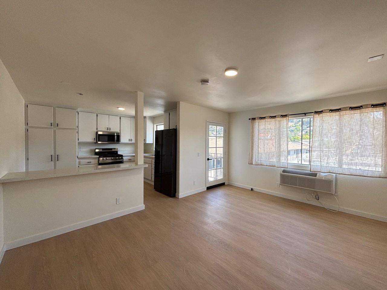 6079 La Prada St - Photo 4 of 15