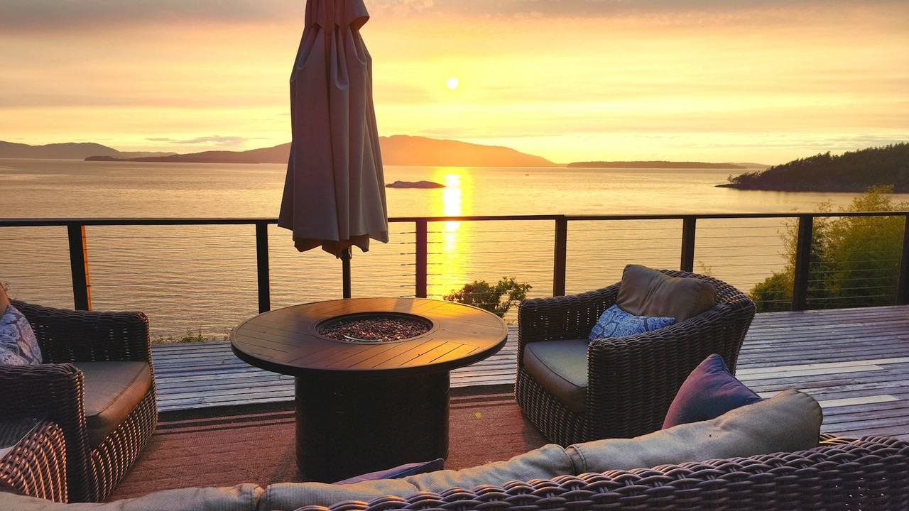 1231 Chuckanut Drive - Photo 3 of 28