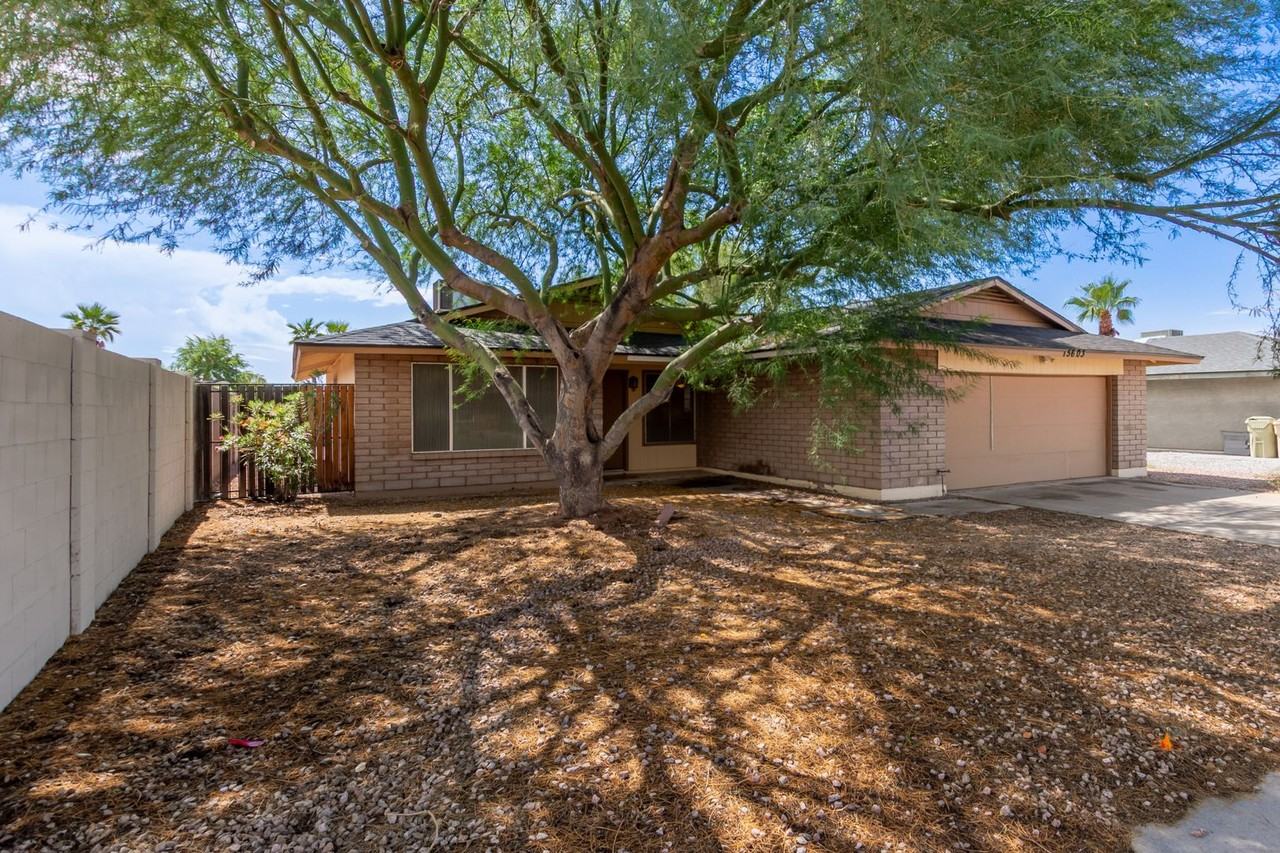 5603 W Greenbriar Dr - Photo 4 of 33