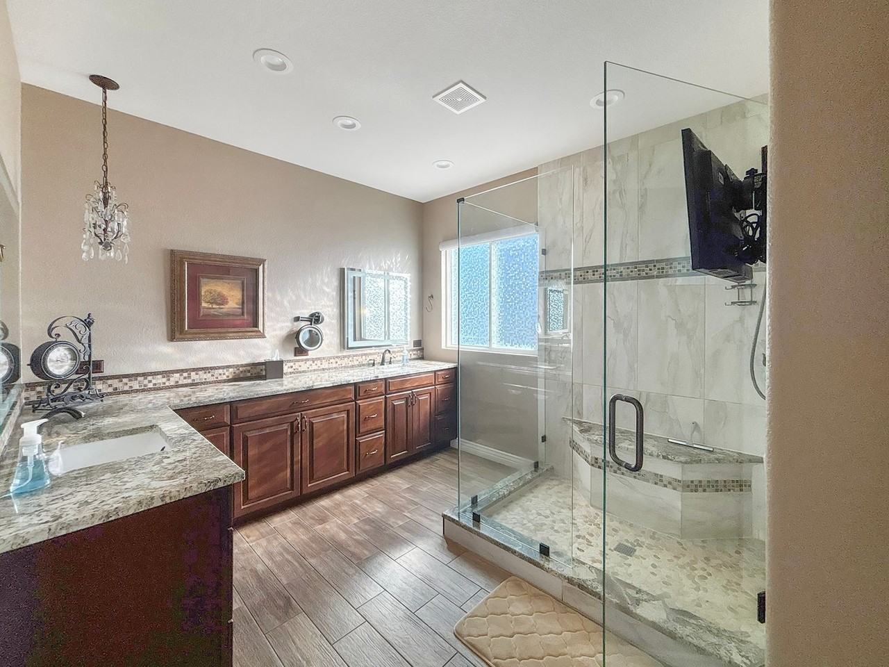 8163 S Quemoy Cir - Photo 7 of 17
