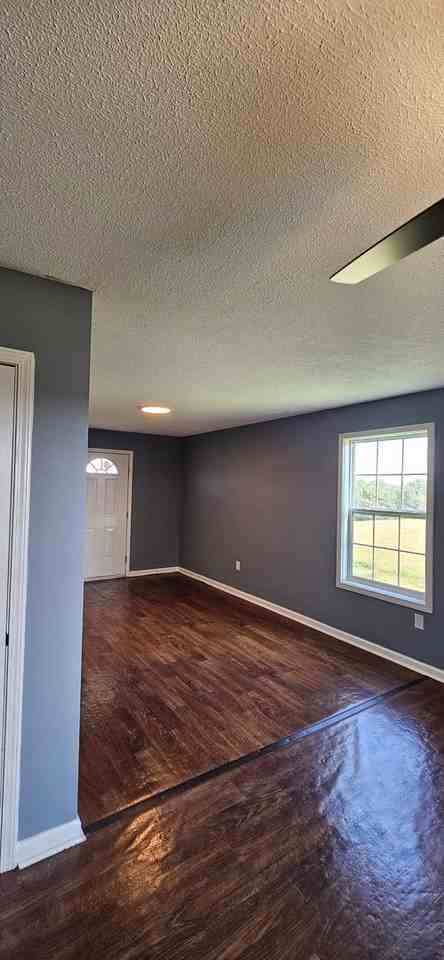 319 Jack Hunt Road - Photo 3 of 11