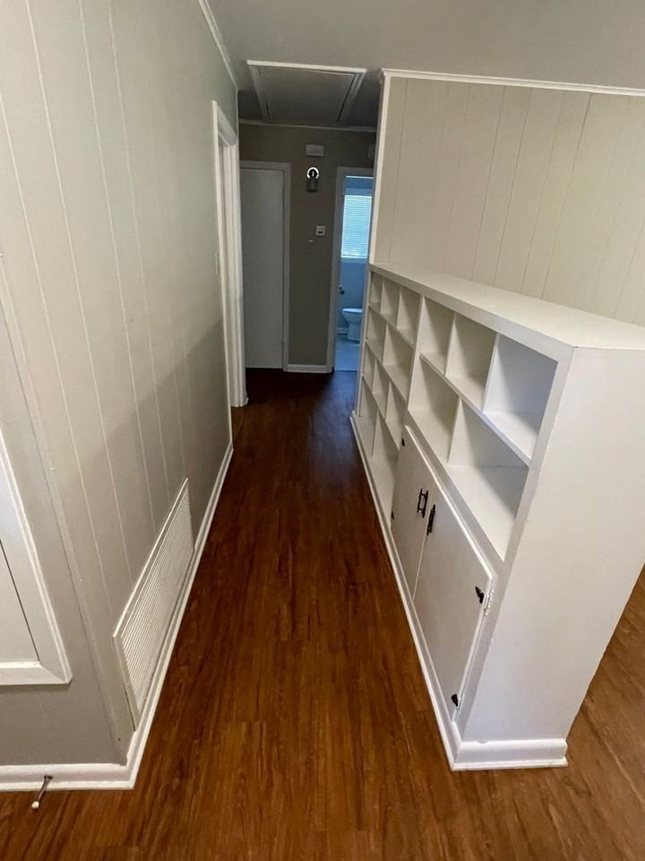 1906 Cambridge St - Photo 5 of 11