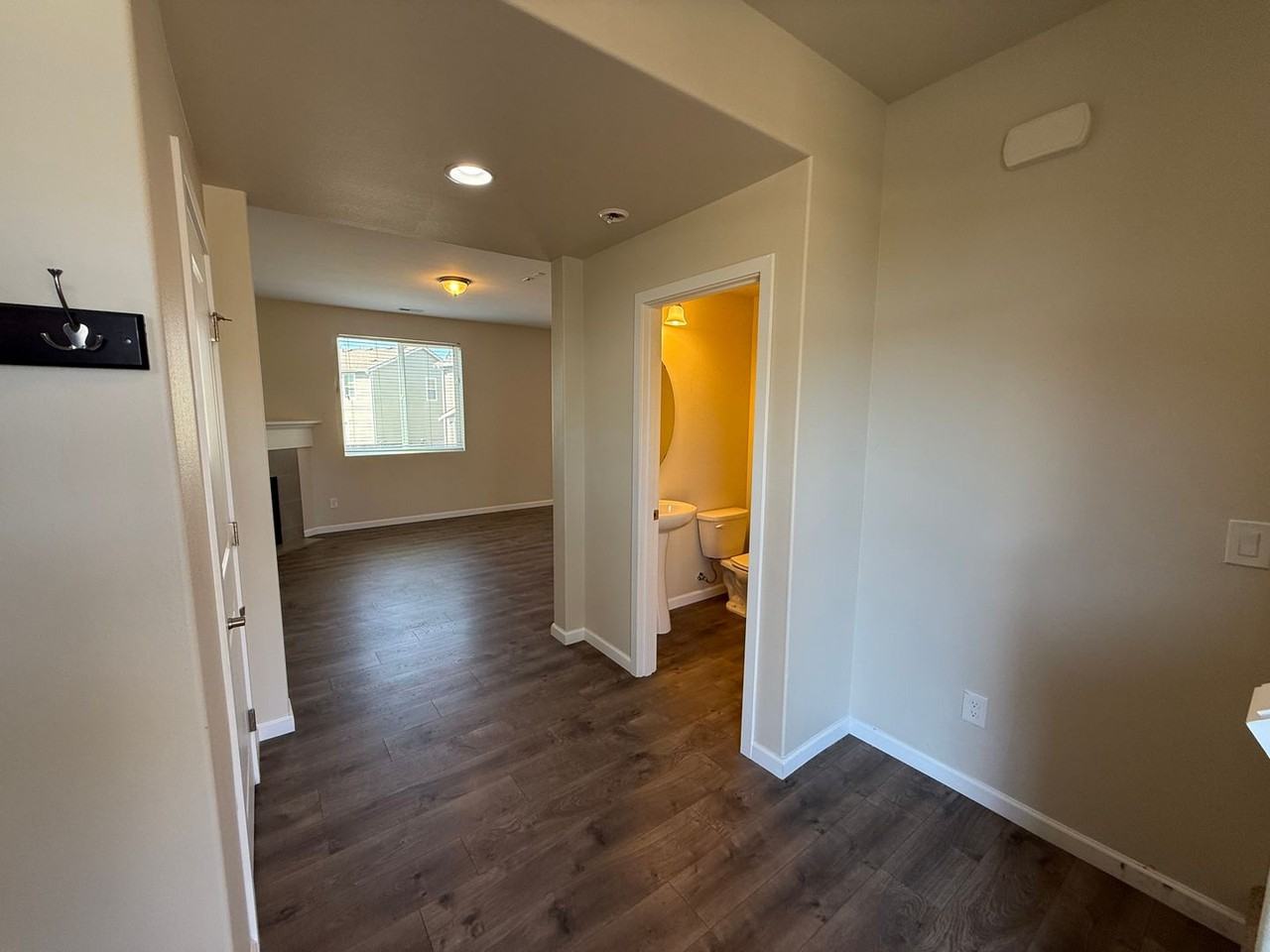 13714 67th Ave E - Photo 3 of 26