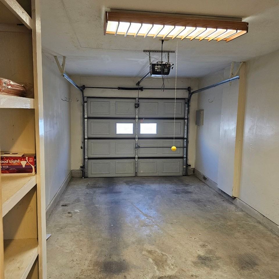 4951 Regal Blf - Photo 2 of 14