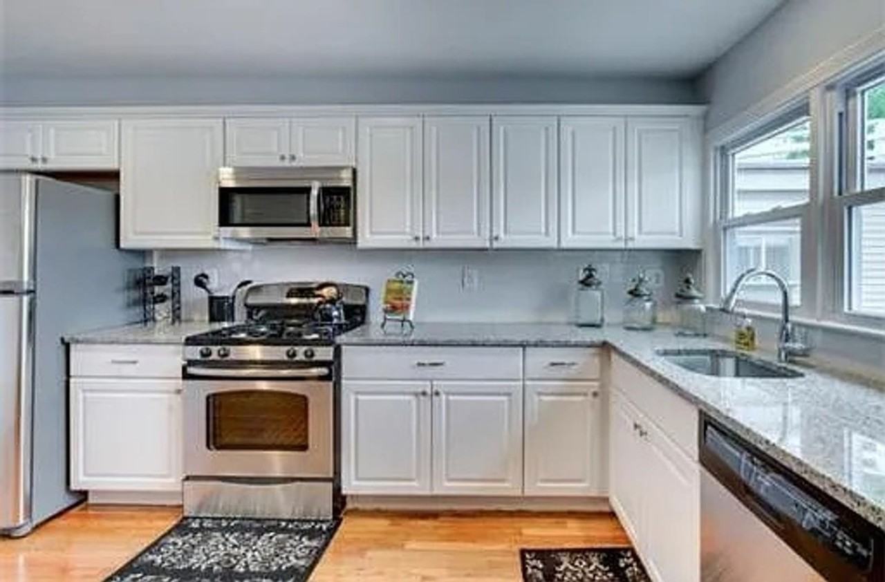 31 Franklin Ave - Photo 3 of 17