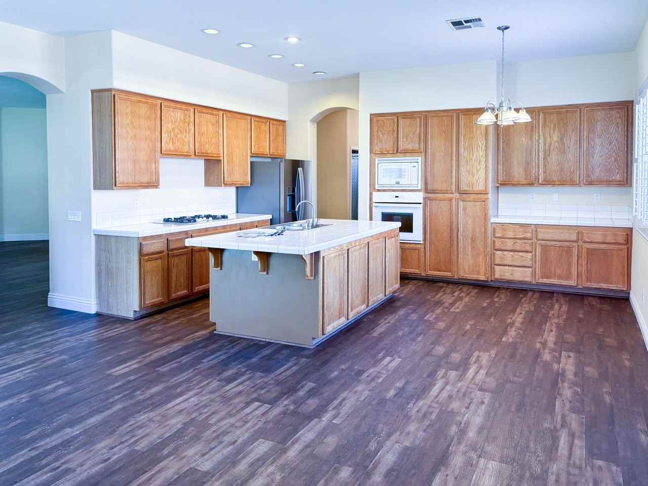 42748 Mountain Shadow Rd - Photo 2 of 38