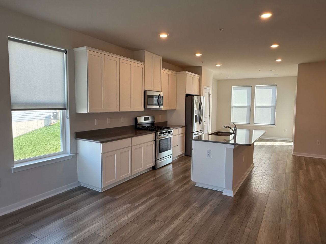 4948 Brookside Court - Photo 4 of 26