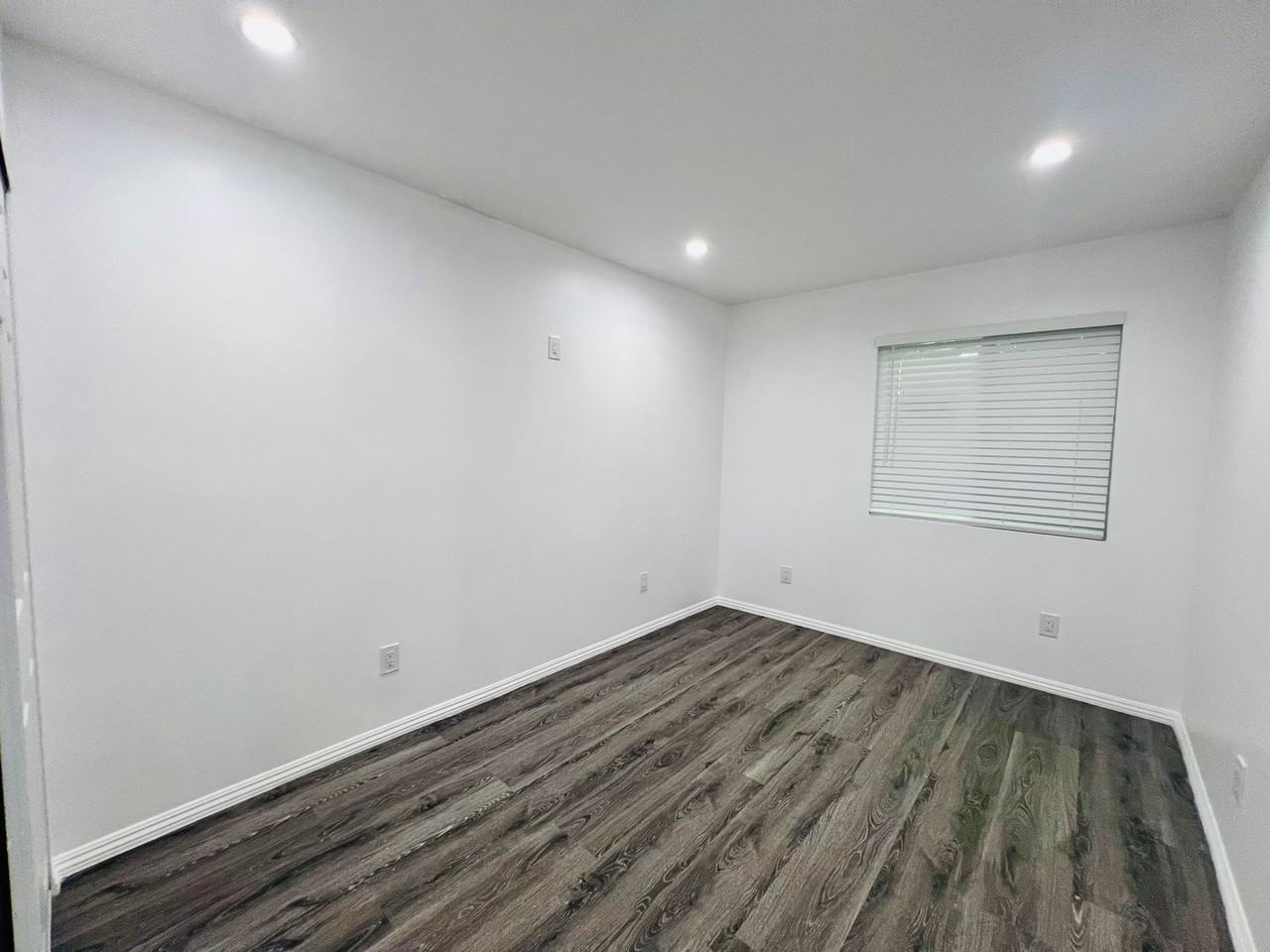 Pace Properties - Photo 4 of 32