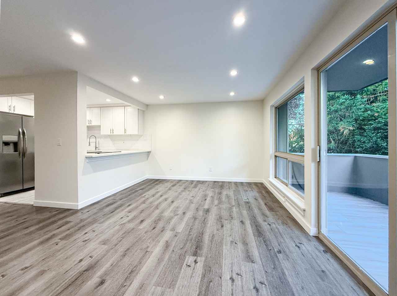14332 Lenora Place North - Photo 4 of 16