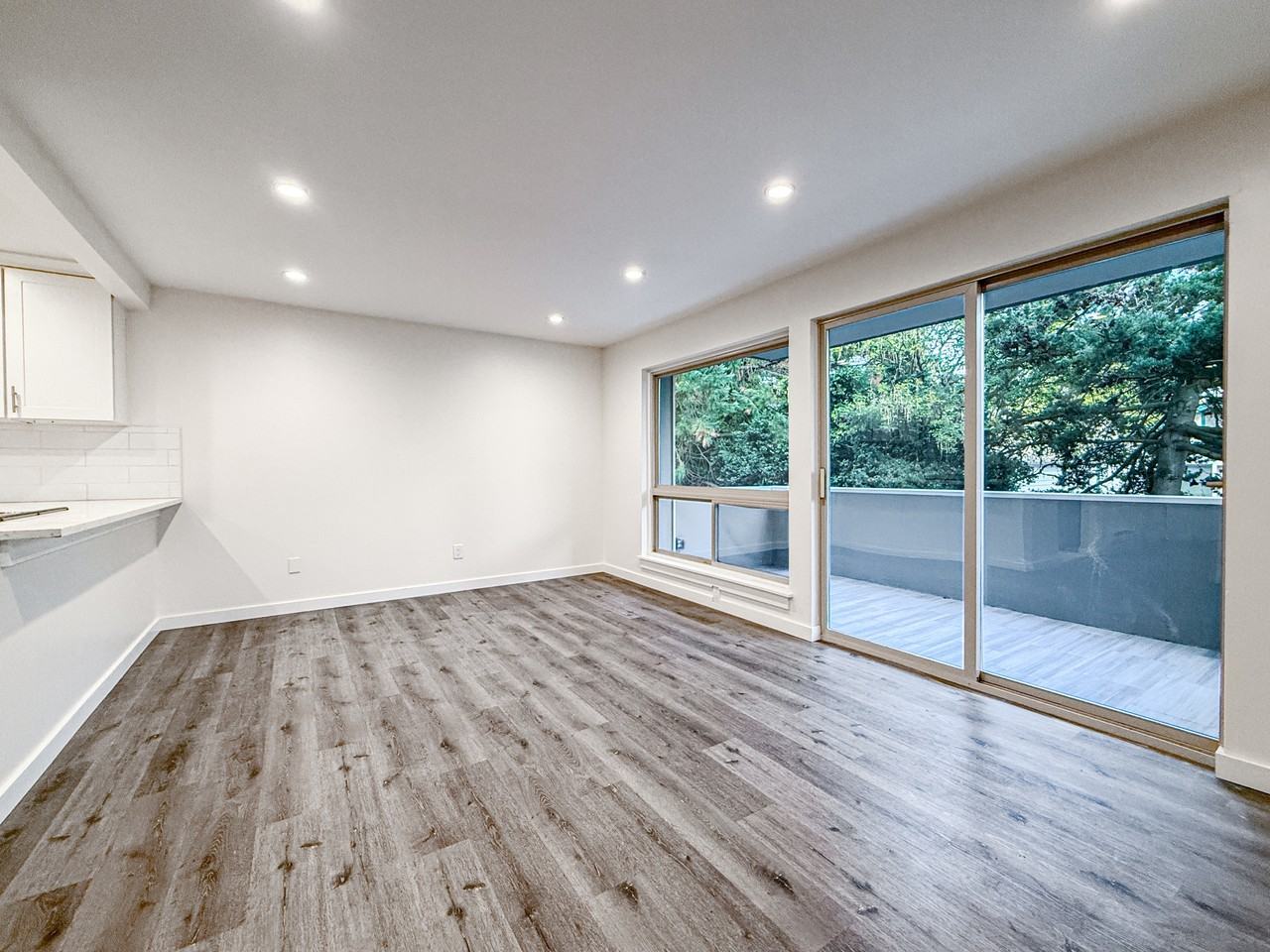 14332 Lenora Place North - Photo 5 of 16